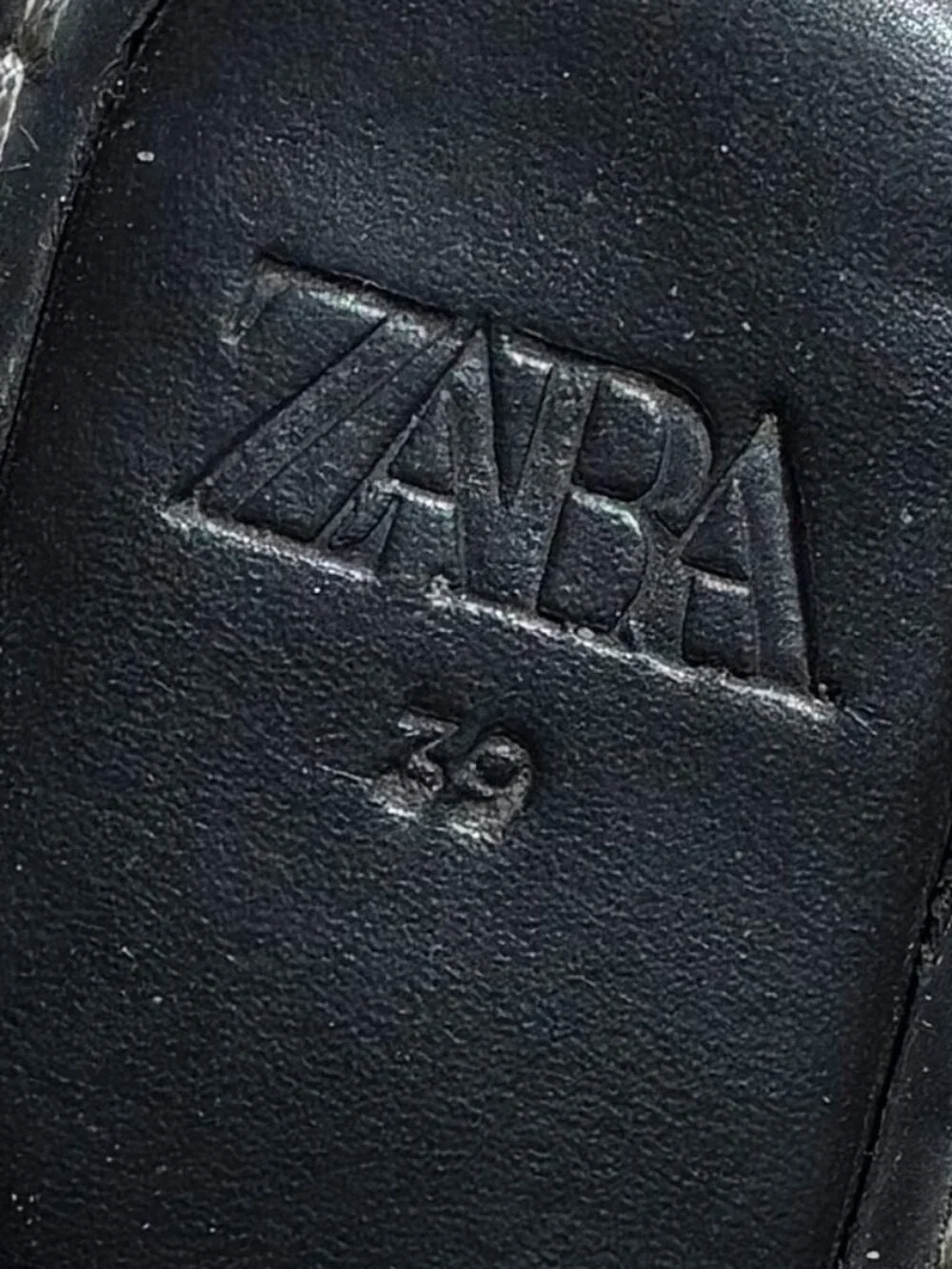 Zara Black Flat Strappy Gladiator Sandals - Picture 5 of 9